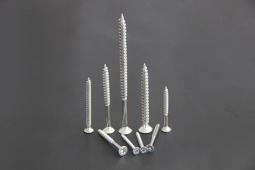 Countersunk chipboard screw 