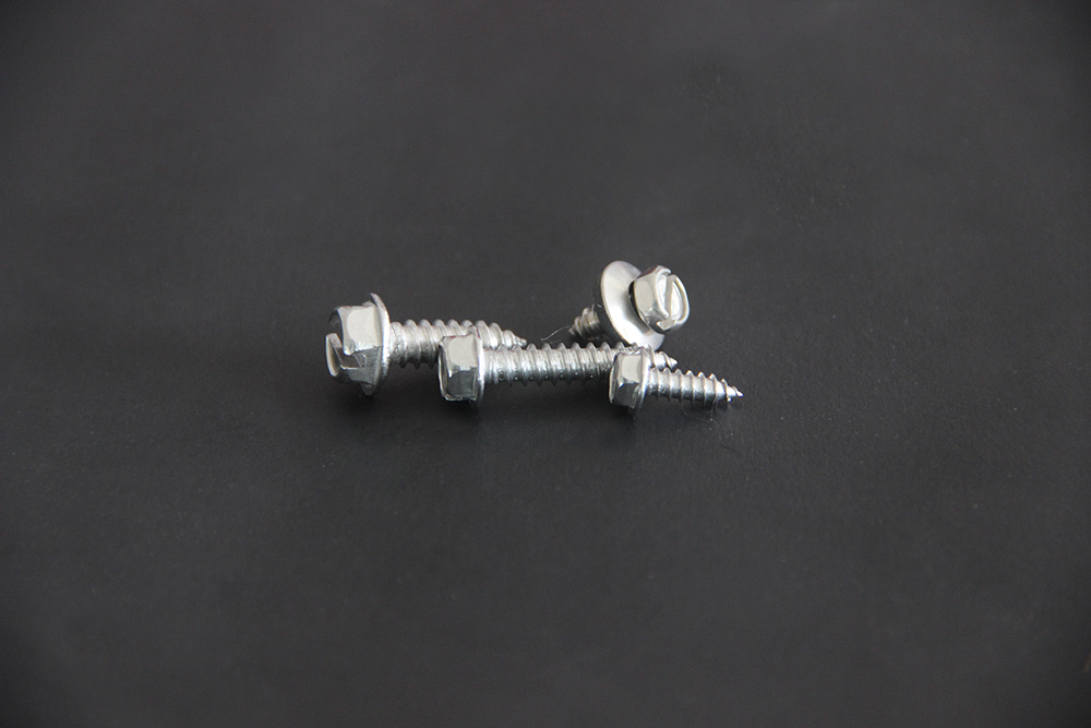Hexagonal head self-tapping nail 